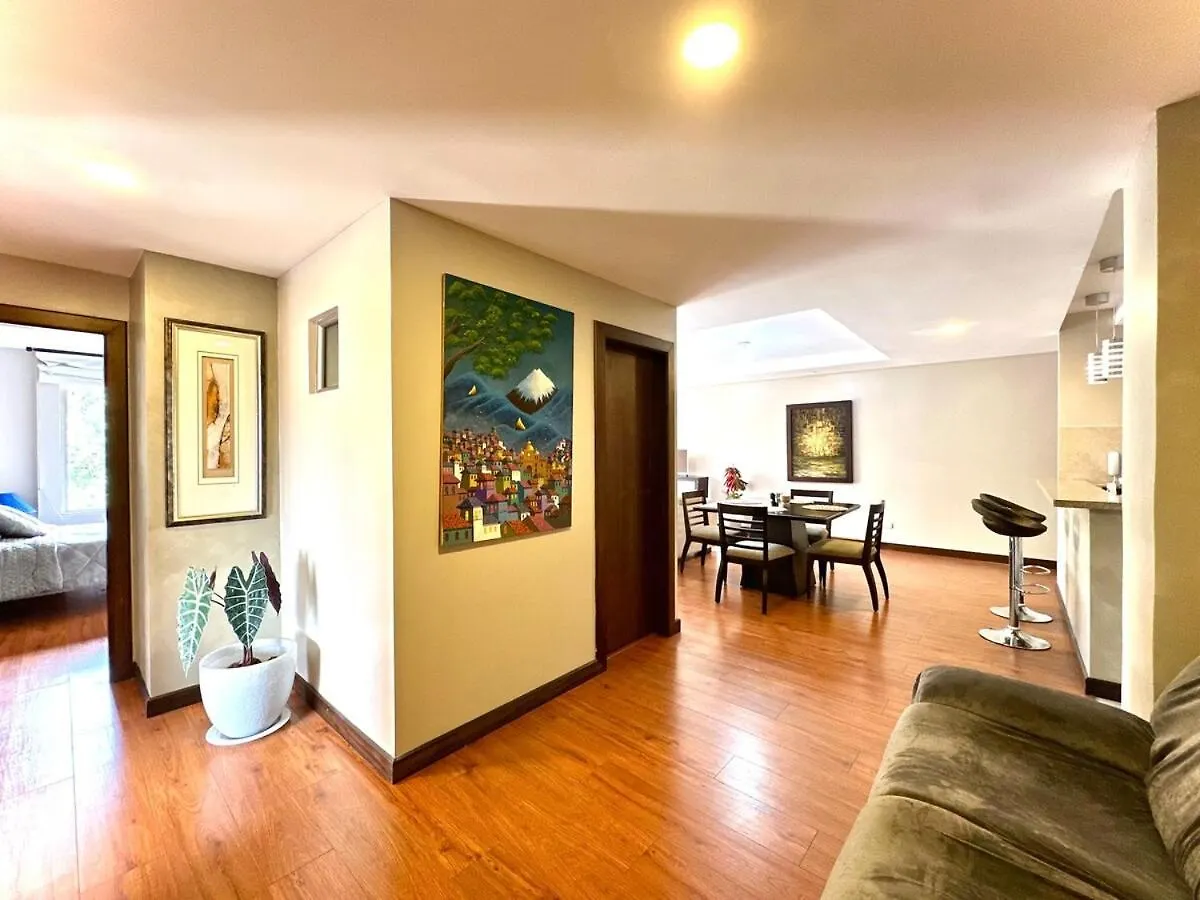 Διαμέρισμα Acogedor Apartamento Centrico Con 3Habitaciones Con Bano, Terraza Y 2Estacionamientos Κουένκα